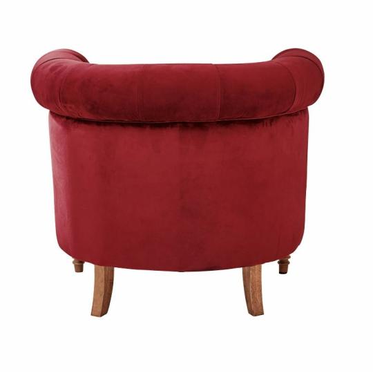 oblucik presivany cerveny zamatovy chesterfield caluneny kreslo elegantny mestianska vila zamok obyvackovy nabytok zariadenie.jpg